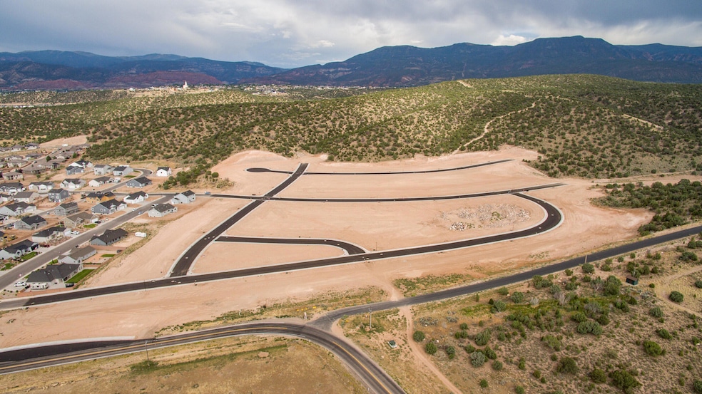 582 S Renze Adams St unit Lot 138 Ph 5, Cedar City, UT 84720 - photo 1