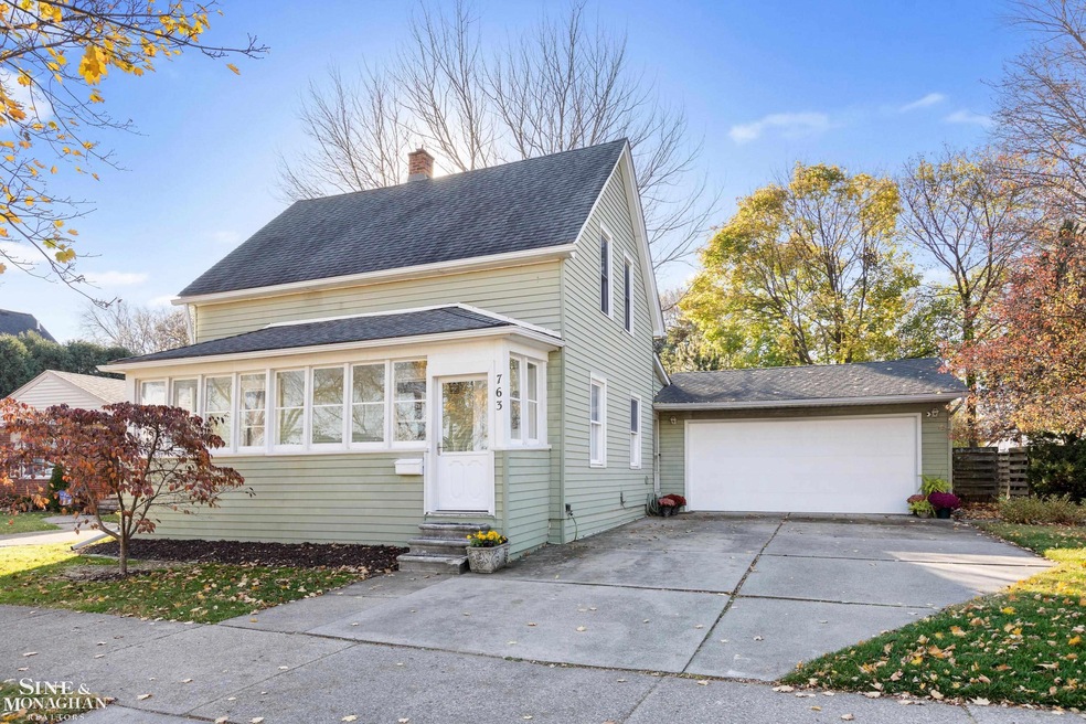 763 Saint Clair St, Grosse Pointe, MI 48230 - photo 1