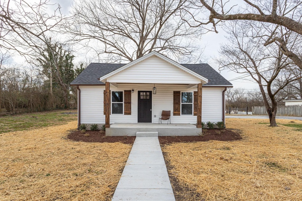 311 Hobson Ave, Shelbyville, TN 37160 - photo 1