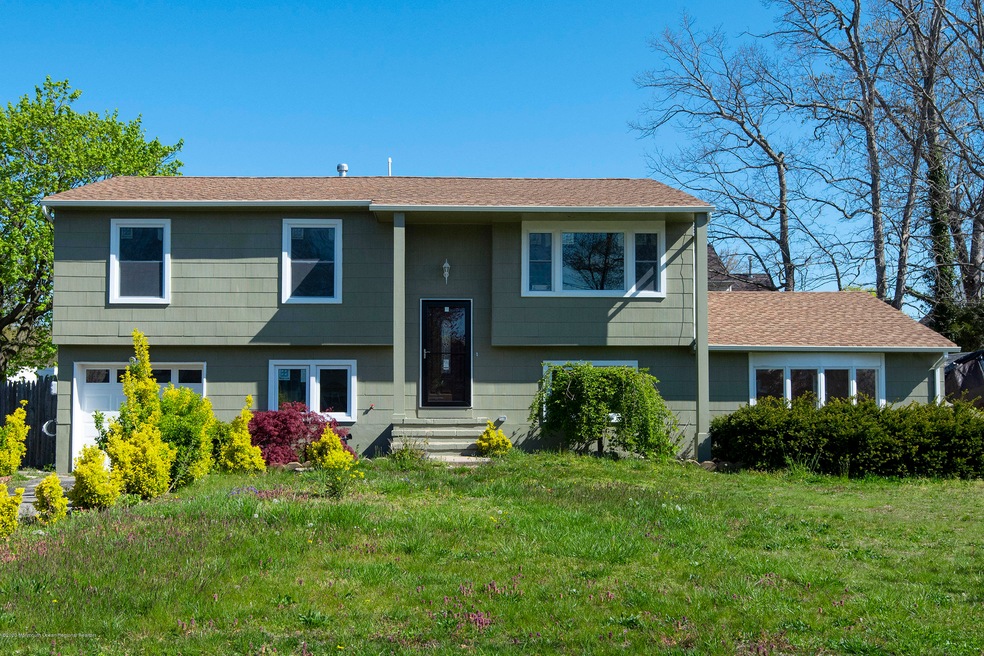 644 Longview Dr, Toms River, NJ 08753 - photo 1