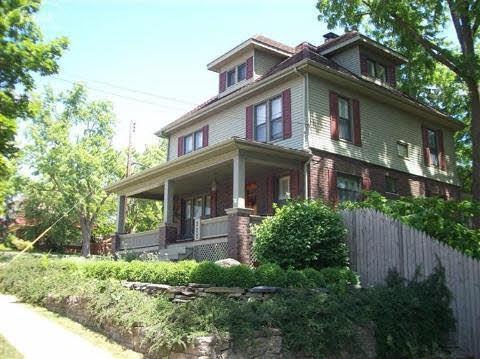 222 N Mckinley Rd, Flushing, MI 48433 - photo 1