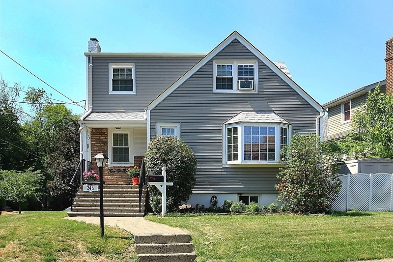 245 Baldwin St, Bloomfield, NJ 07003 - photo 1