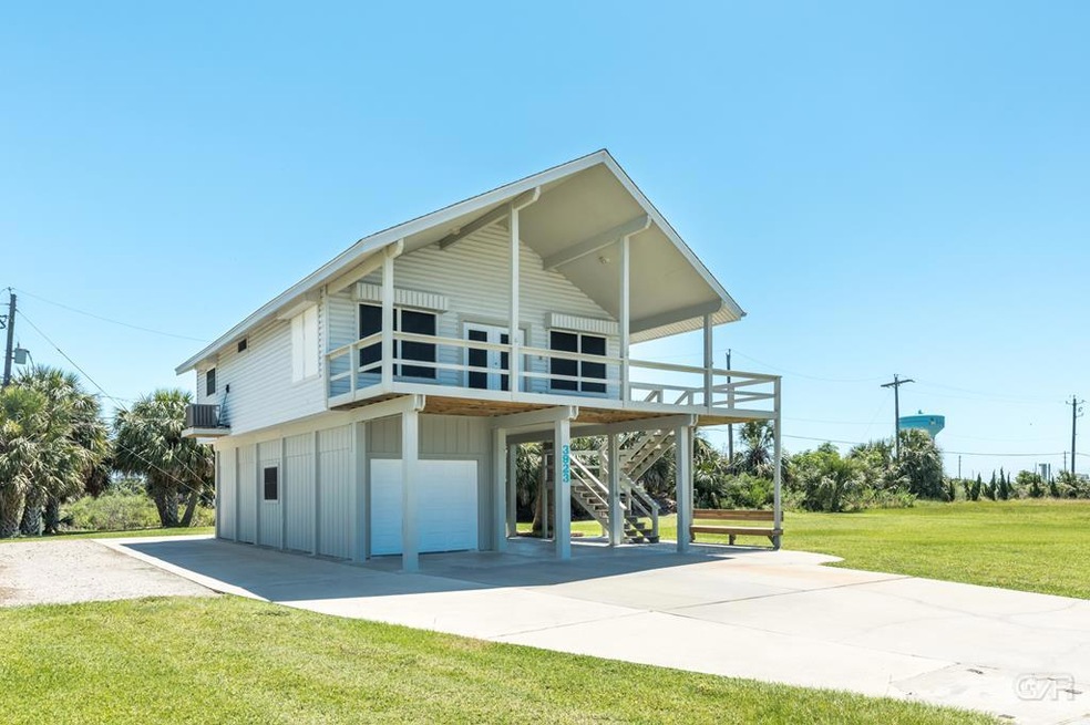 3923 Laguna Dr unit 4, Galveston, TX 77554 - photo 1