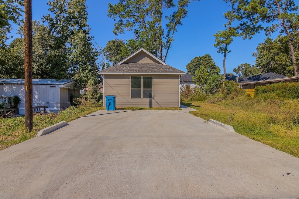 870 Omeara Dr, Conroe, TX 77316 - photo 1