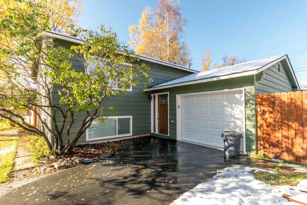 7551 E 20th Ave, Anchorage, AK 99504 - photo 1