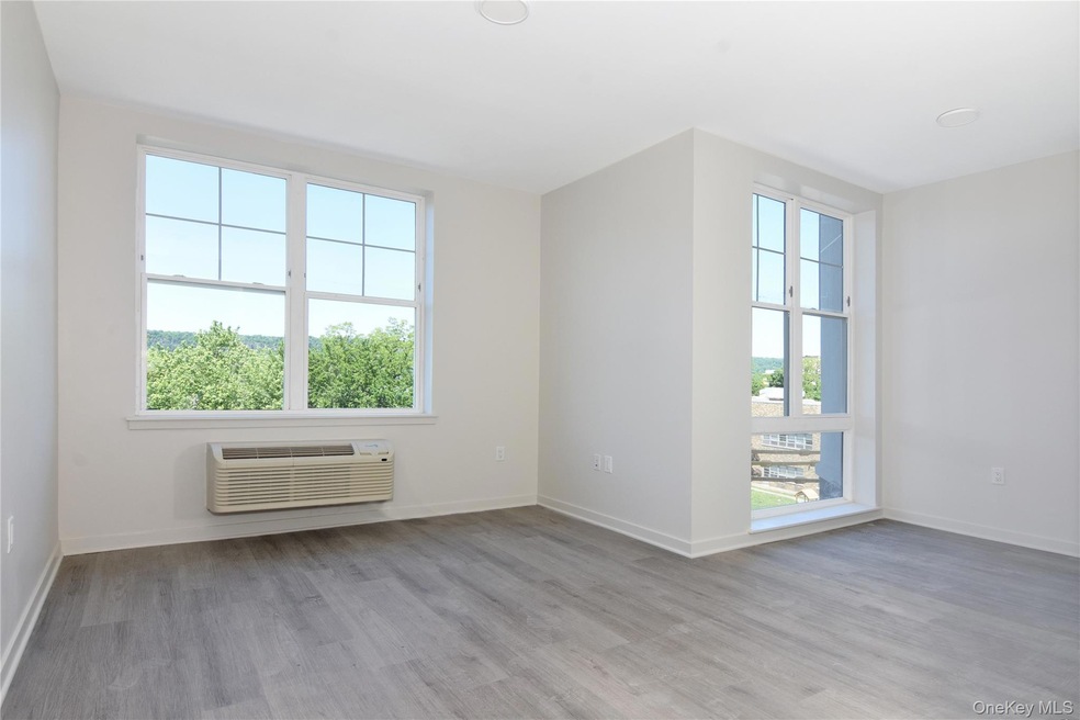 56 Prospect St unit 603, Yonkers, NY 10701 - photo 1