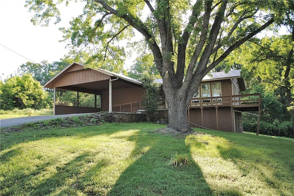 3 Pendeen Ln, Bella Vista, AR 72714 - photo 1