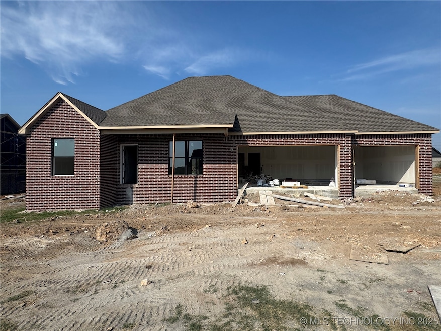 1461 N Angus Ave, Tahlequah, OK 74464 - photo 1