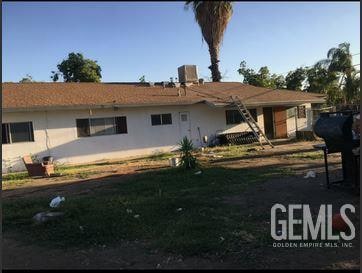 804 11th St, Bakersfield, CA 93304 - photo 1