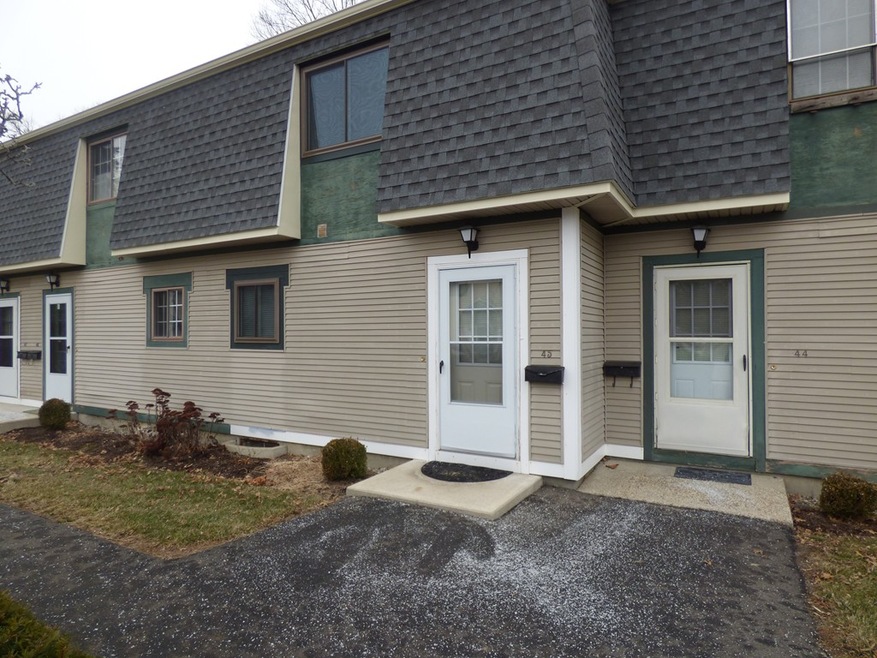 170 E Hadley Rd unit 45, Amherst, MA 01002 - photo 1