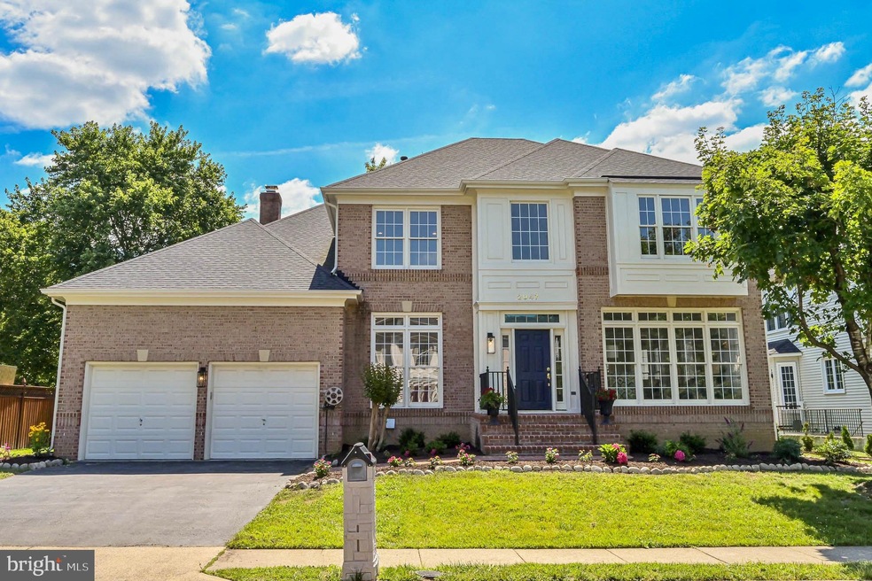 2047 George Washington Rd, Vienna, VA 22182 - photo 1