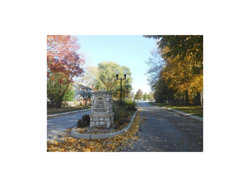 Entrance into Oaks Ridge on Moonstone Drive
