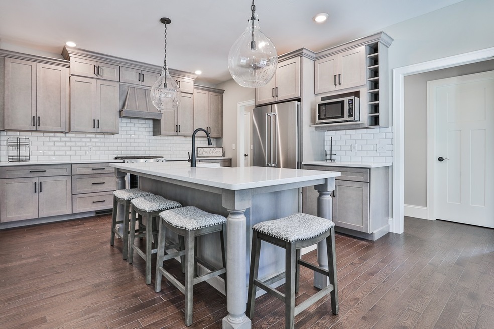 34 Sawtelle Rd, Brookline, NH 03033 - photo 1