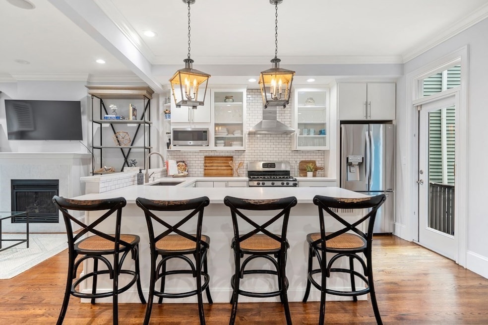 46 Pleasant St unit 1, Charlestown, MA 02129 - photo 1