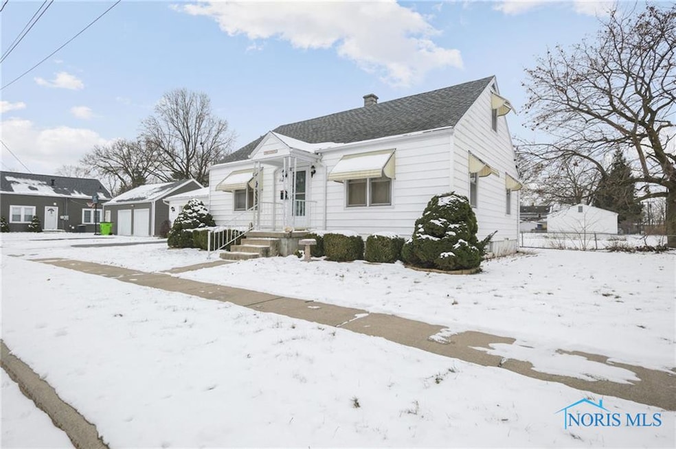 716 Wilson St, Findlay, OH 45840 - photo 1