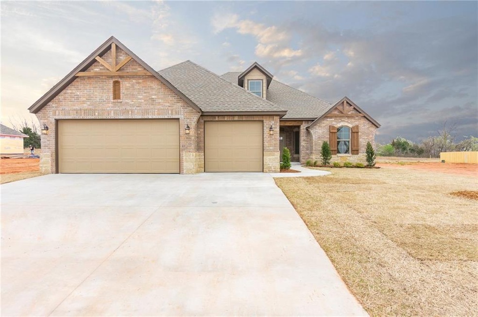 1608 NE 15th St, Moore, OK 73160 - photo 1