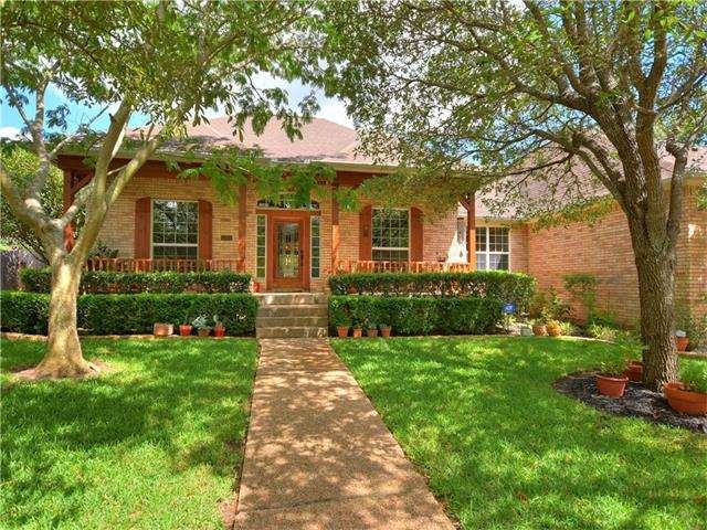 Single Story--Walk to Area Amenities