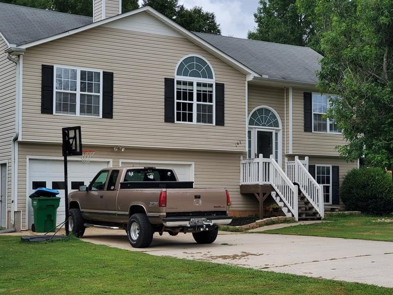 109 Maplewood Dr, Temple, GA 30179 - photo 1