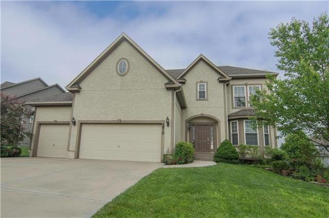 5816 Payne St, Shawnee, KS 66226 - photo 1