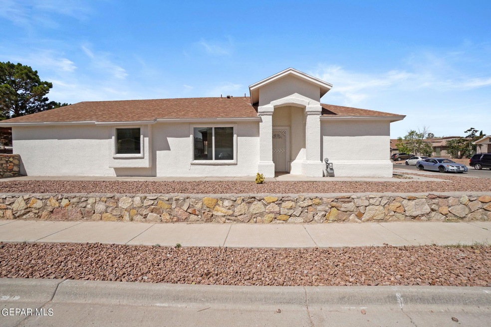 1-web-or-mls-_DSC4824