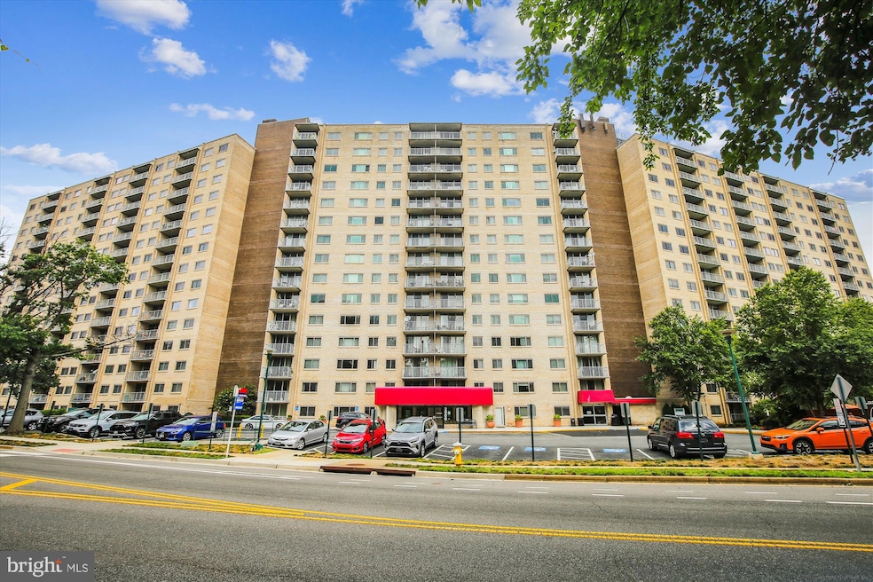 Park Place Condominium unit 406, Alexandria, VA 22302 - photo 1