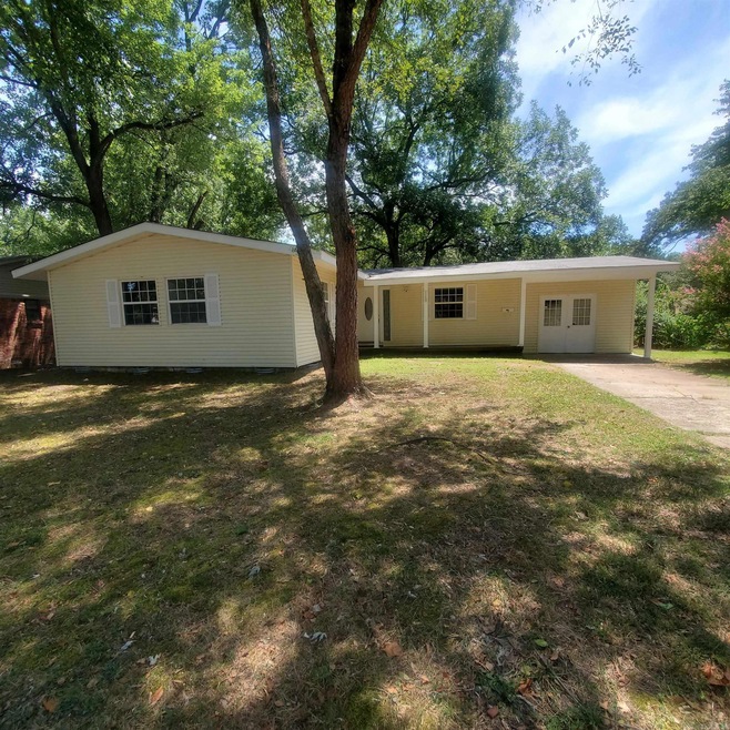 Sold $149,700 • Co-Listing Agent