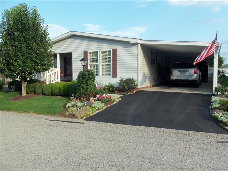 WELCOME TO 920 WINDSOR COURT LOCATED IN CLOVERLEAF