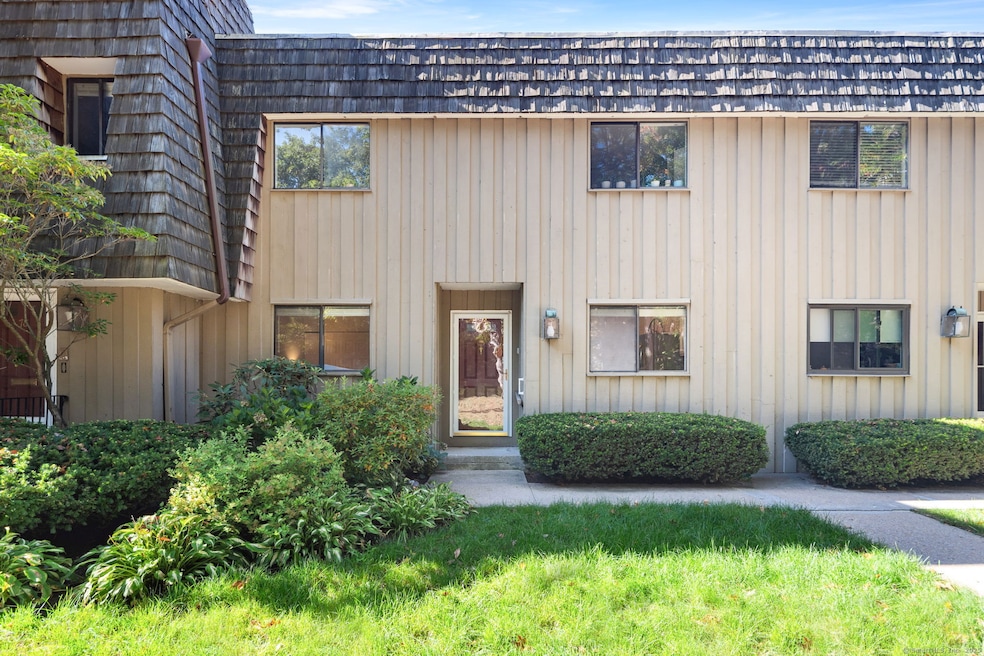 Under Contract $389,000