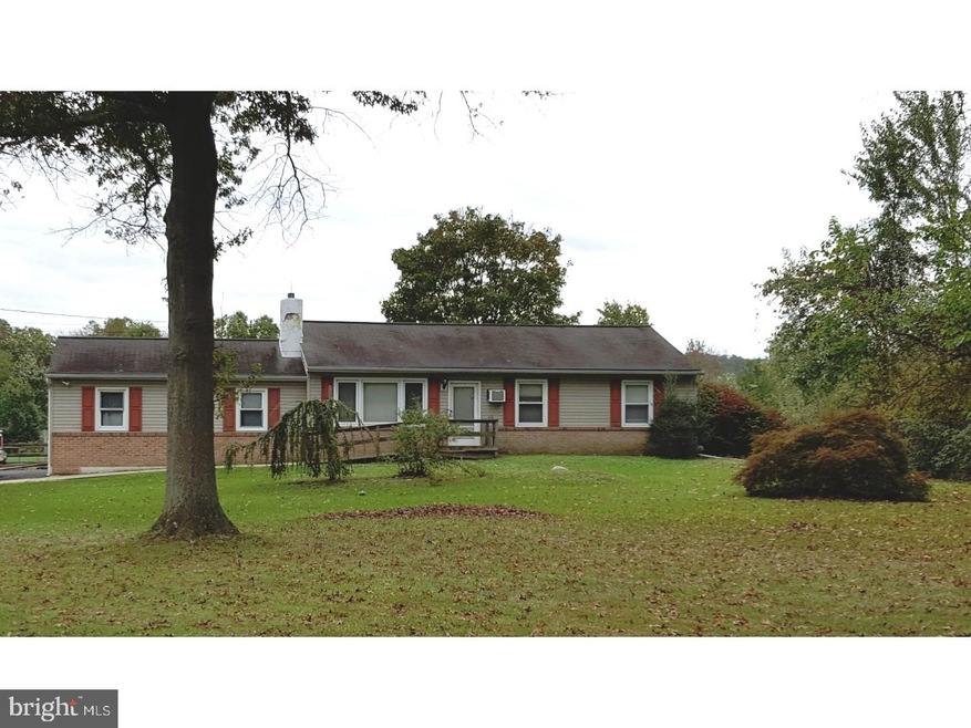 86 Wilkshire Rd, Doylestown, PA 18901 - photo 1