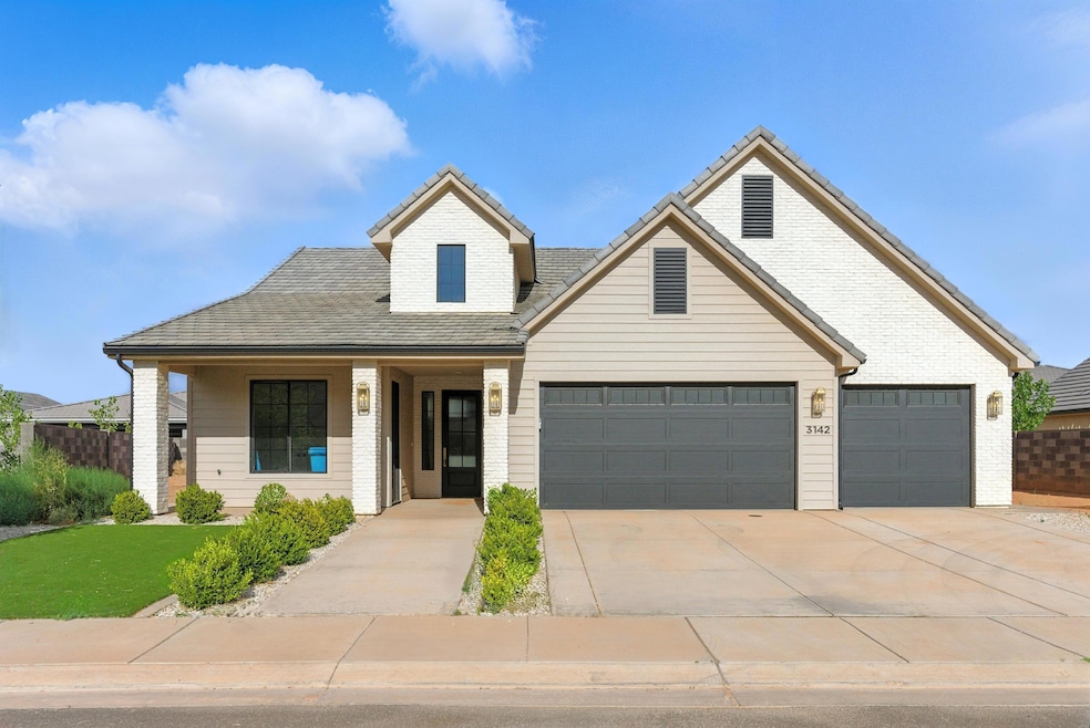 3142 Mesa Verde Cir, Hurricane, UT 84737 - photo 1