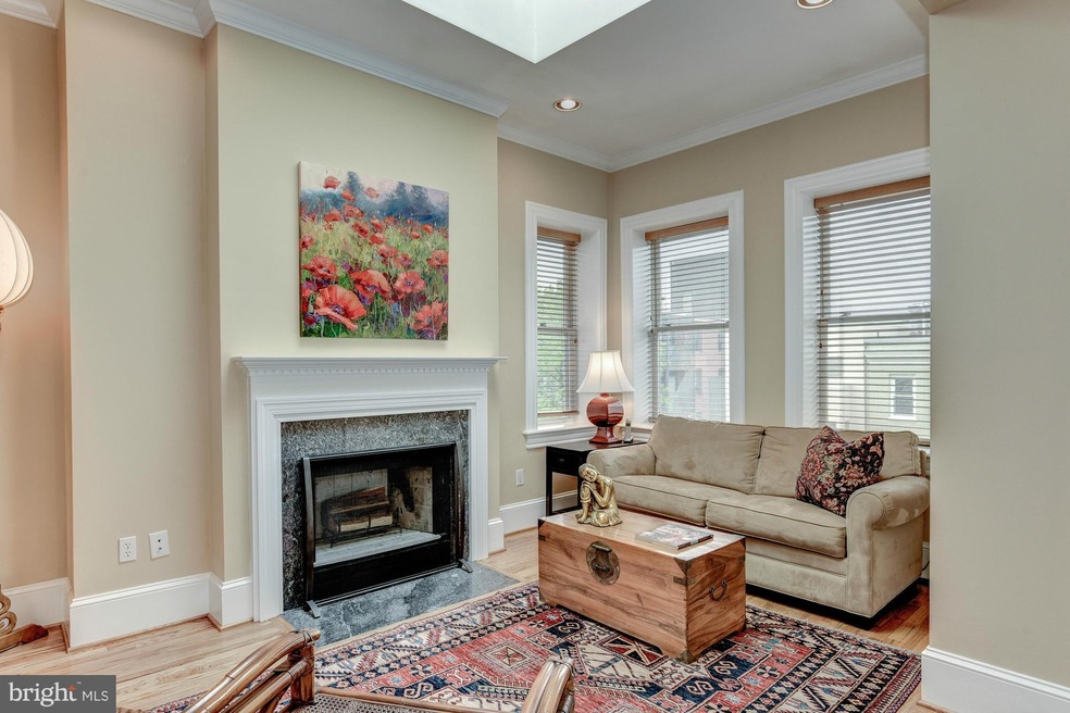 1807 California St NW unit 306, Washington, DC 20009 - photo 1