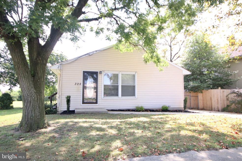 325 Mantua Ave, Paulsboro, NJ 08066 - photo 1