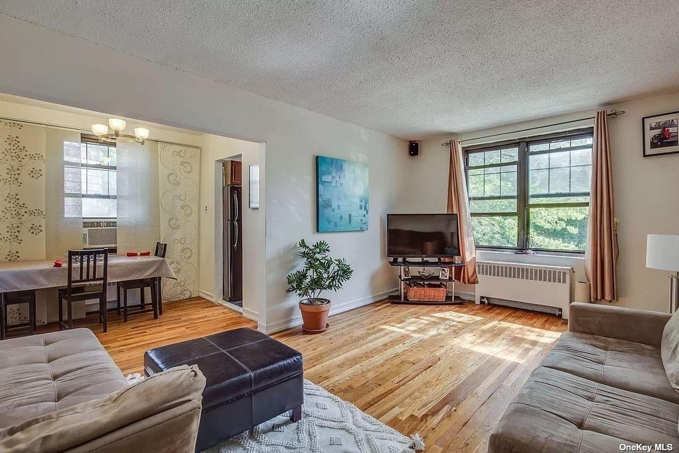 7009 Park Dr E unit B, Flushing, NY 11367 - photo 1