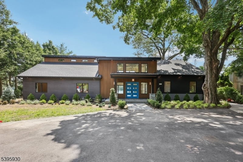 12 Rocky Point Rd, Hewitt, NJ 07421 - photo 1