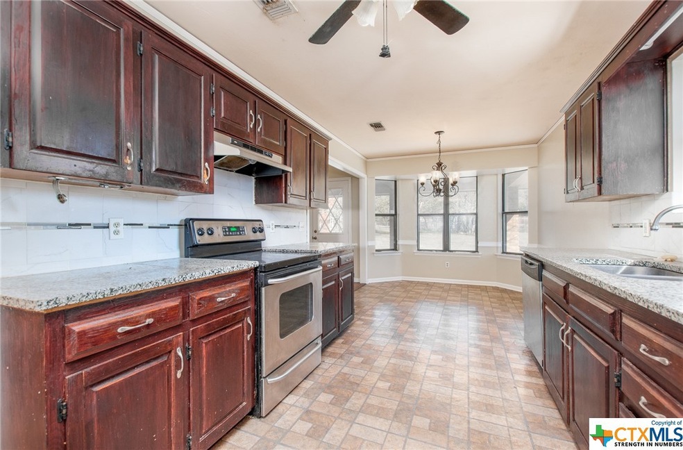 2704 Phyllis Dr, Copperas Cove, TX 76522 - photo 1