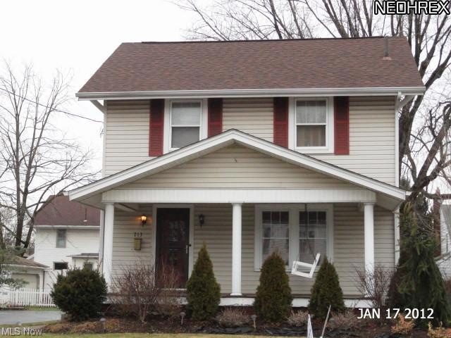 713 27th St NE, Canton, OH 44714 - photo 1