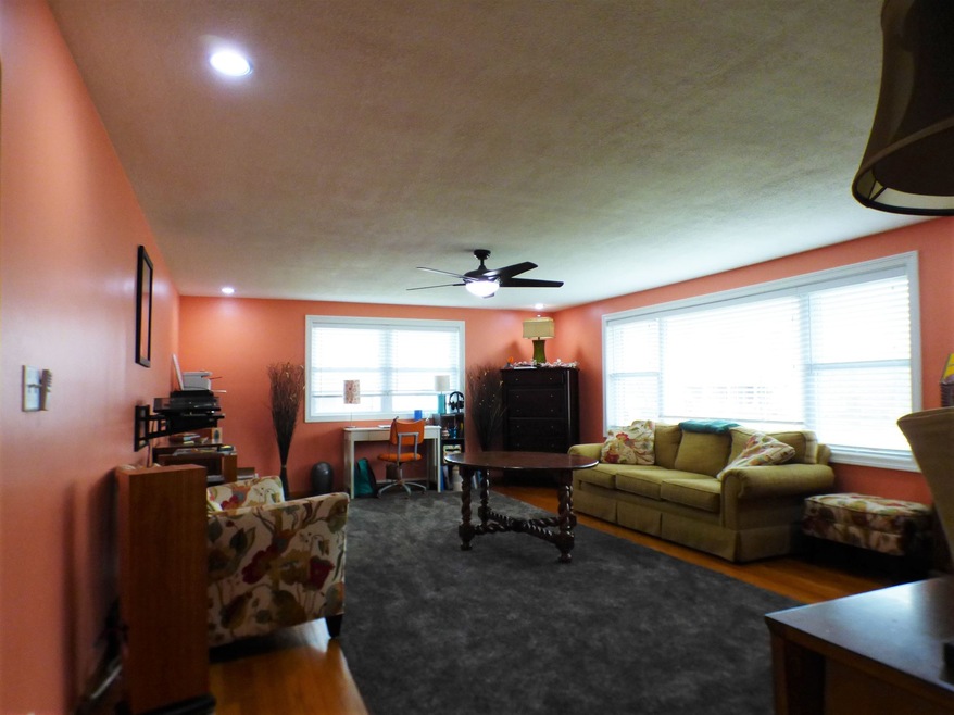 207 W Main St, Odon, IN 47562 - photo 1