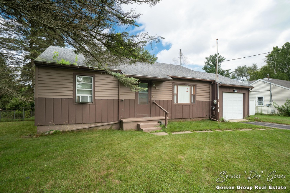 728 Eureka St, Greenville, MI-25