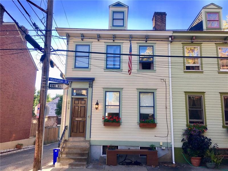 Welcome to 1015 Manhattan St