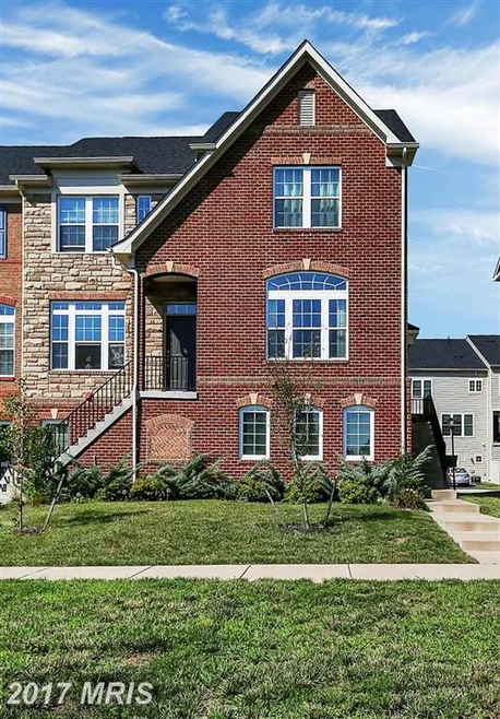 25120 Elwen Terrace, Chantilly, VA 20152 - photo 1