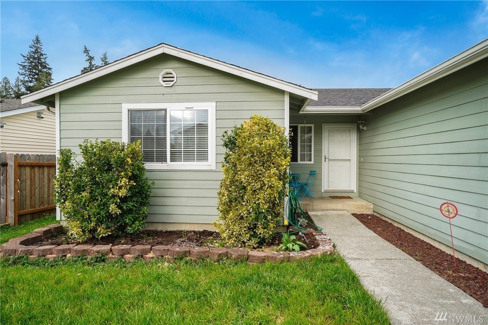 27208 Manor Place NW, Stanwood, WA 98292 - photo 1