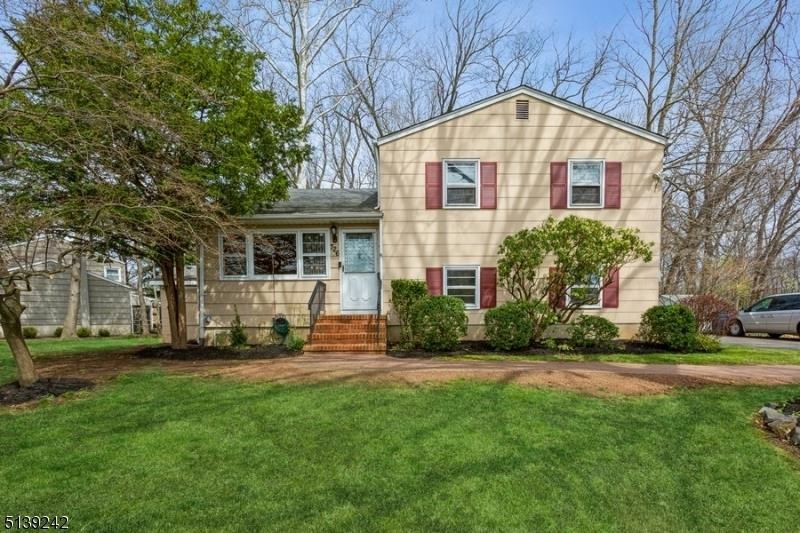 726 Cedarbrook Ave, South Plainfield, NJ 07080 - photo 1