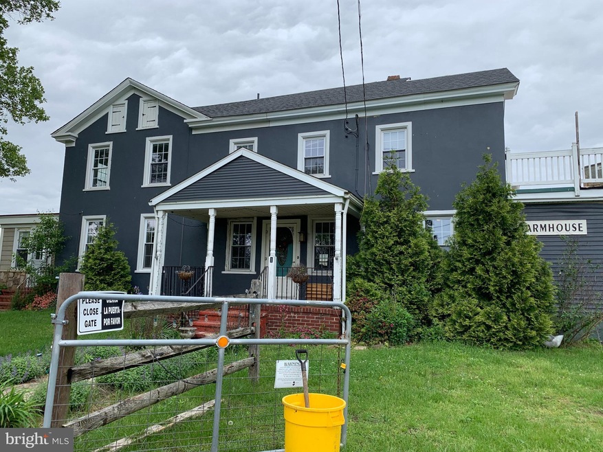 174 W Tomlin Station Rd unit 1 MAIN HOUSE, Mickleton, NJ 08056 - photo 1