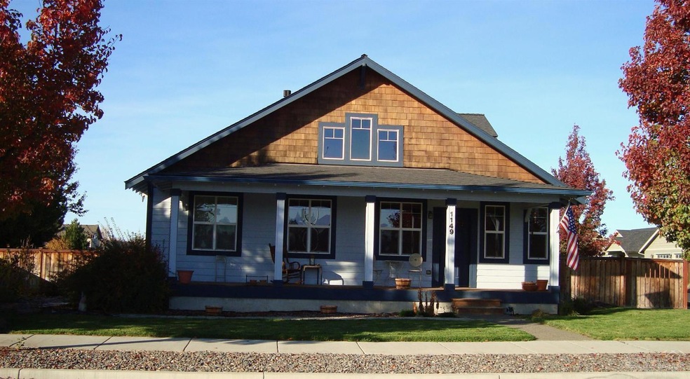 1149 NW Rimrock Dr, Redmond, OR 97756 - photo 1