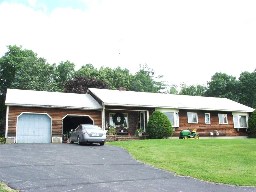 72 Windham Rd, Hudson, NH 03051 - photo 1