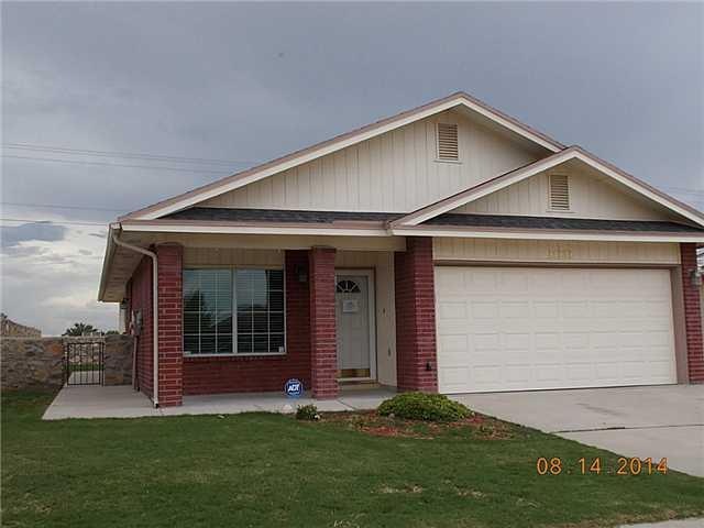 14232 Desert Ash Dr, Horizon City, TX 79928 - photo 1