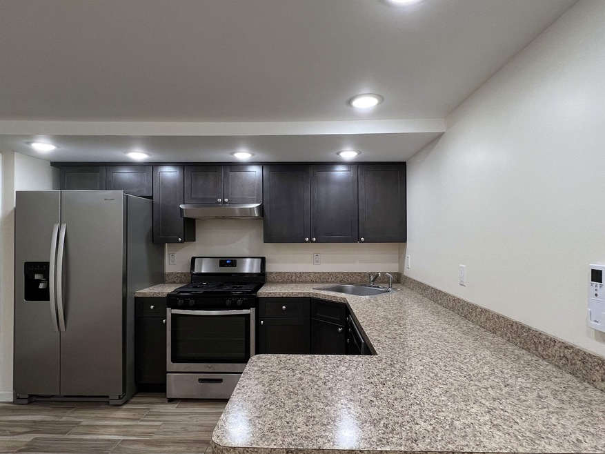 40 College St, Jersey City, NJ 07305 - photo 1