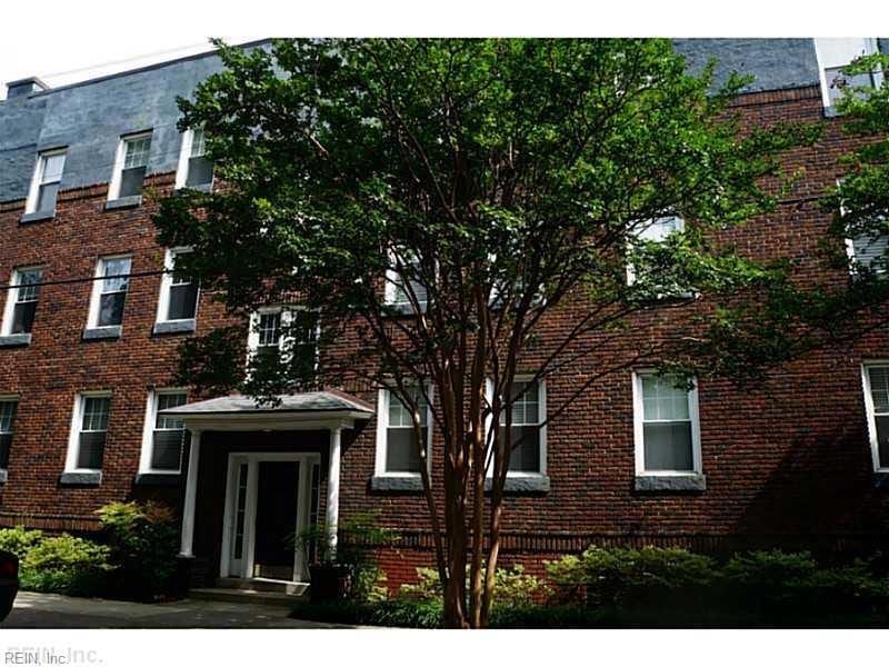 1002 Langley Rd unit 4, Norfolk, VA 23507 - photo 1