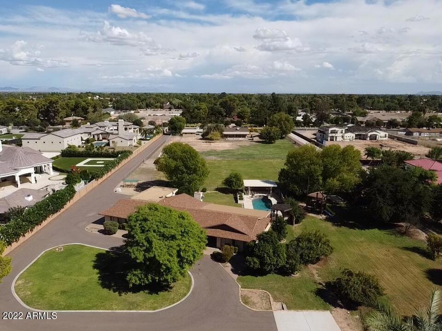Welcome to your 1.5 Acre Estate!