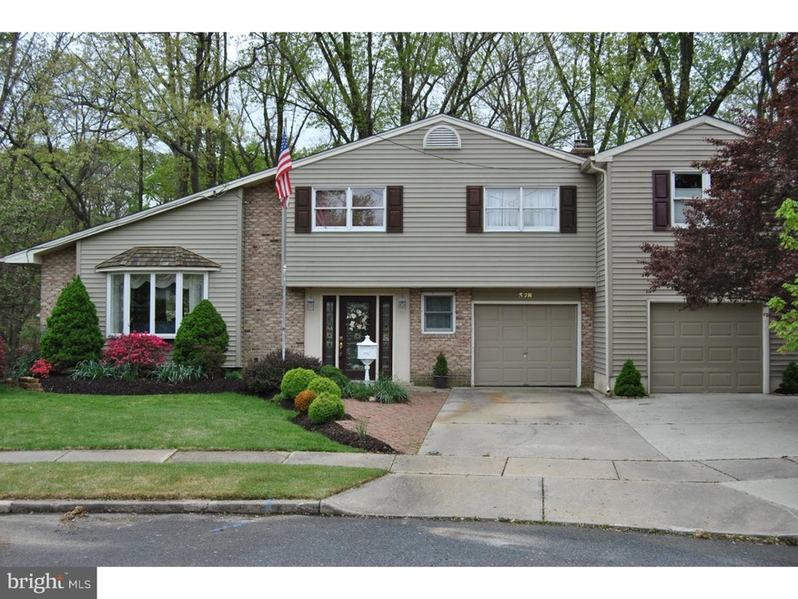578 Seneca Ct, Magnolia, NJ 08049 - photo 1